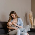 Breastfeeding Challenges (And Solutions) For 21st-Century Mothers