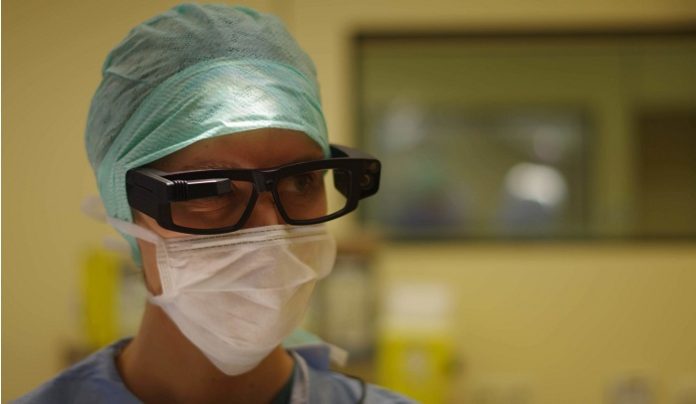 Surgery Assistance Smart Glasses: New tech partnership means revolution in the Operating Theatre