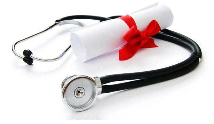 Why You Should Consider a Graduate Medical Degree