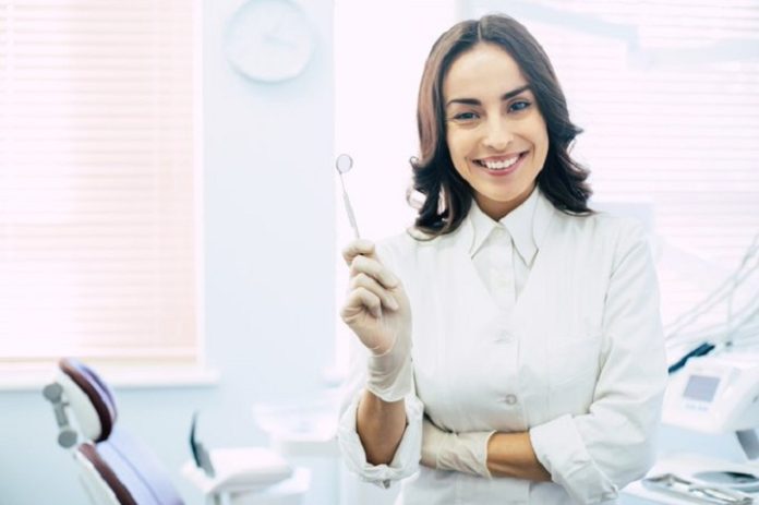 Easy Ways Dentists Can Make Extra Income in 2022