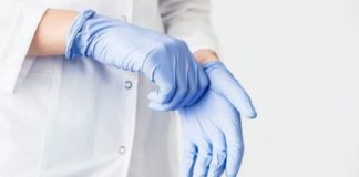 When did gloves become common place in medicine
