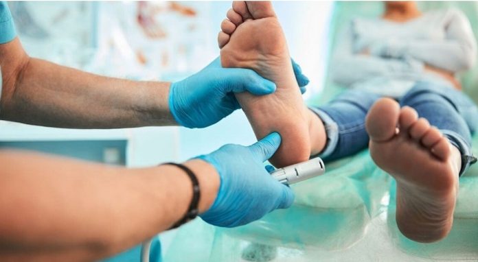 Podiatric Care: Why You Should Visit a Specialized Clinic