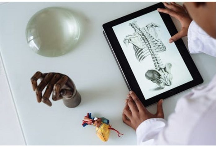 The Consequences of Breaching Patient Confidentiality for Medical Students