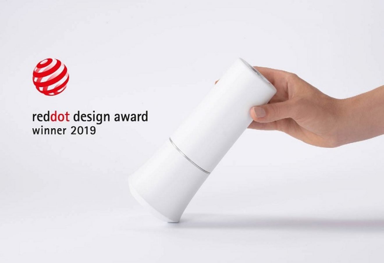 Closed first. Reddot Award.