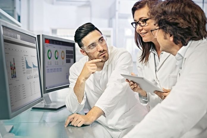  Siemens Showcase the Power of Data in the Lab