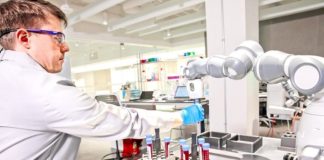 ABB demonstrates concept of mobile laboratory robot for Hospital of the Future