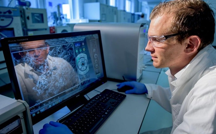 Polyganics Achieves CE Mark Certification for LIQOSEAL